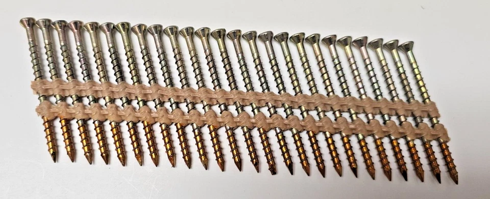 Hitachi 17642 #8 x 2-1/2" Electro Galvanized Plastic Strip Fasteners (1000 Count - Image 2 of 3