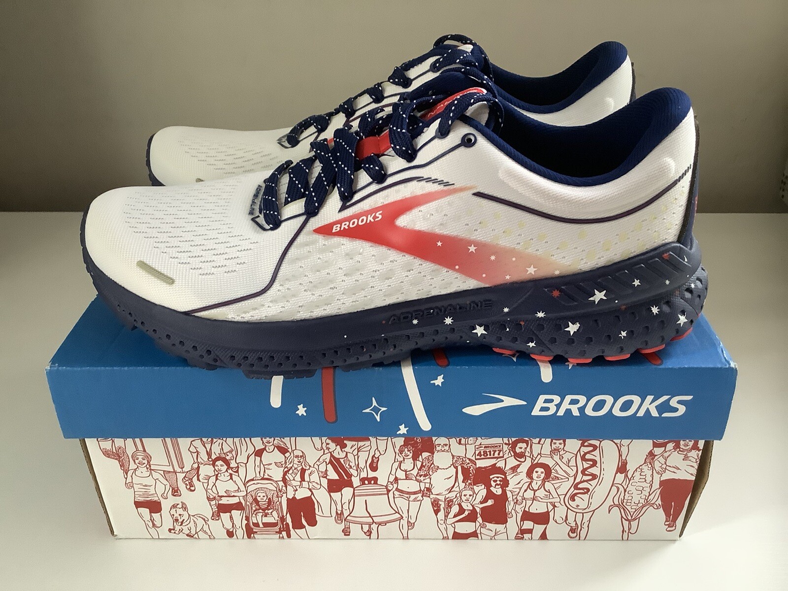 brooks 4th of july shoes 2021