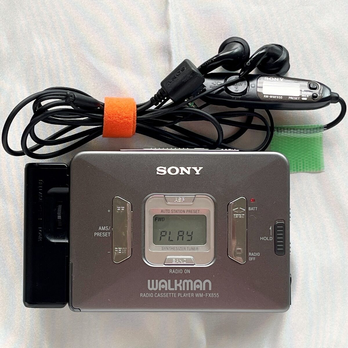 SONY WM-FX855 1997 Walkman W/Accessories Cassette Player SONY WM-FX855 1997 Walkman W/Accessories Cassette Player