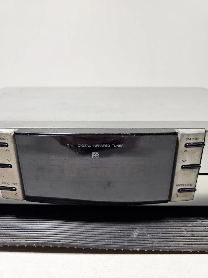 FineArts by Grundig T-ir Digital Infrared Tuner – RDS High-Quality Audio - Image 4 of 4