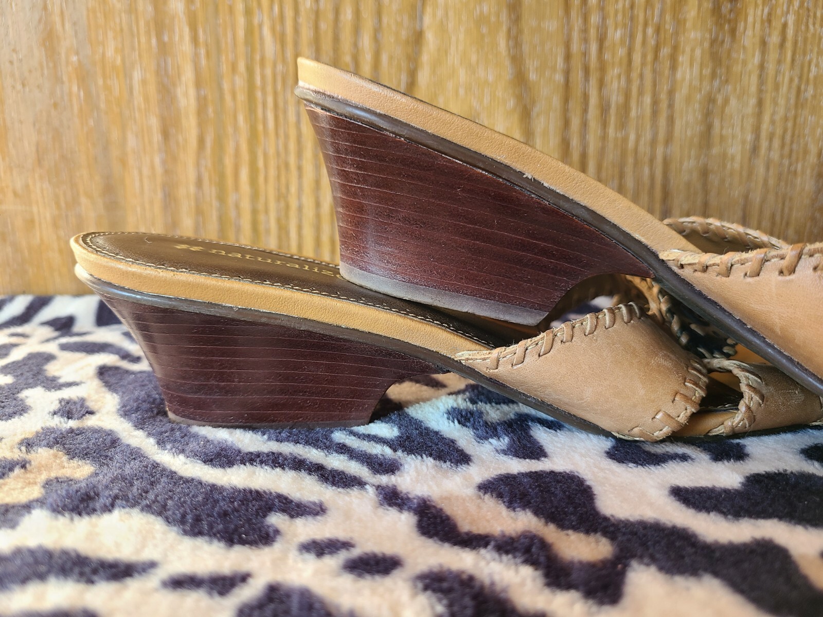 naturalizer slide sandals