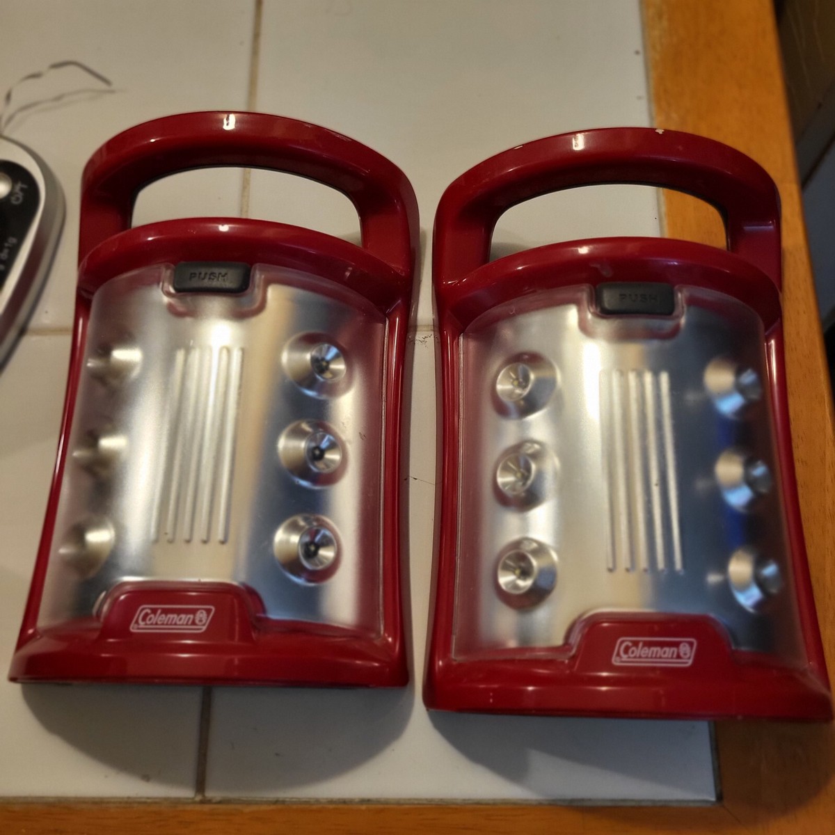 Coleman Red 4D CPX LED Duo Lantern | eBay Coleman Red 4D CPX LED Duo Lantern | eBay