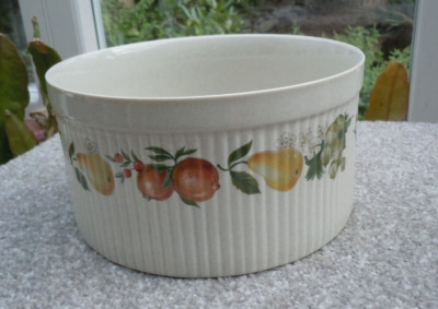 VINTAGE WEDGWOOD QUITTE SOUFFLE SCHÜSSEL 17 cm breit