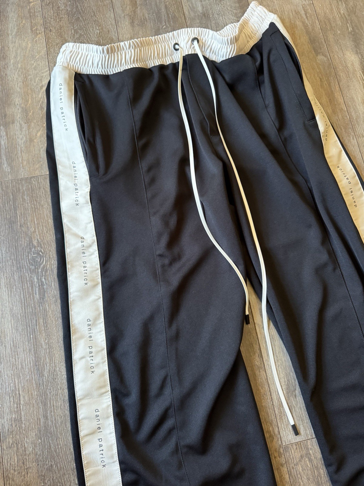 Daniel Patrick Bootcut Track Pants SweatPants Bla… - image 4