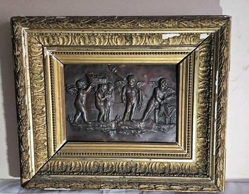 MAGNIFIQUE BAS RELIEF EN CUIVRE XVIIIeme ou avant animée de 5 Chérubins