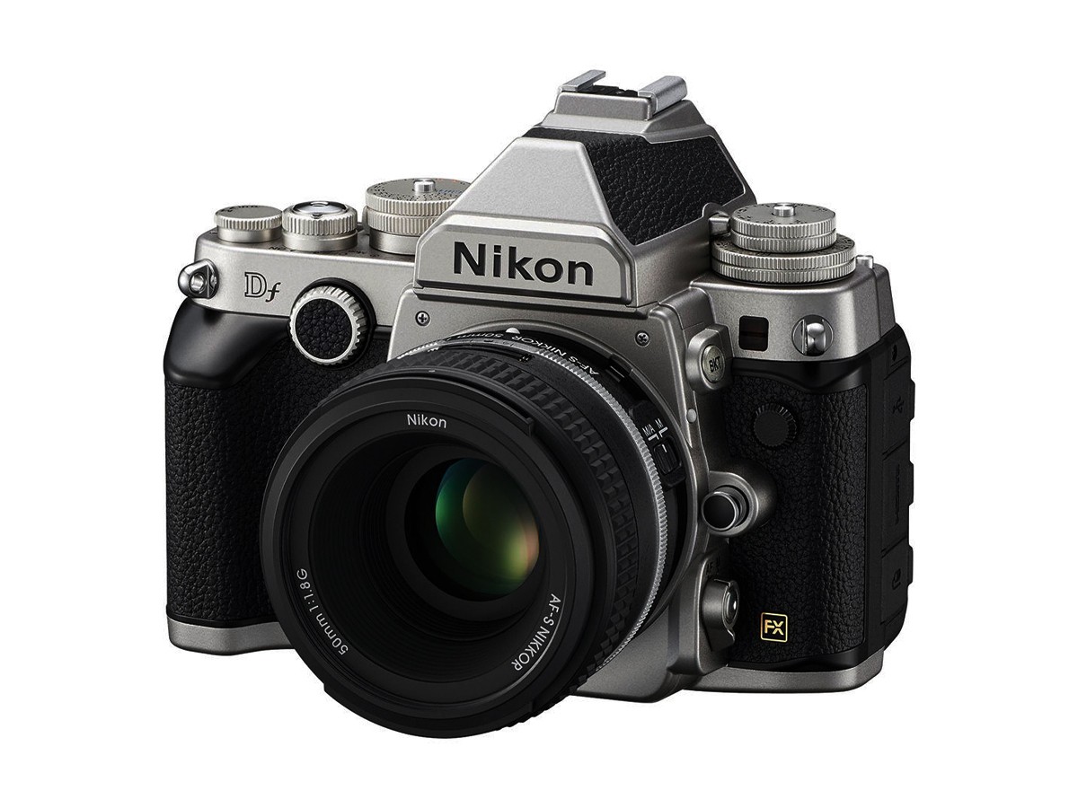 Nikon Df Lens Kit シルバー Nikon D Df 16.2MP Digital SLR Camera - Silver (Kit w/ Special