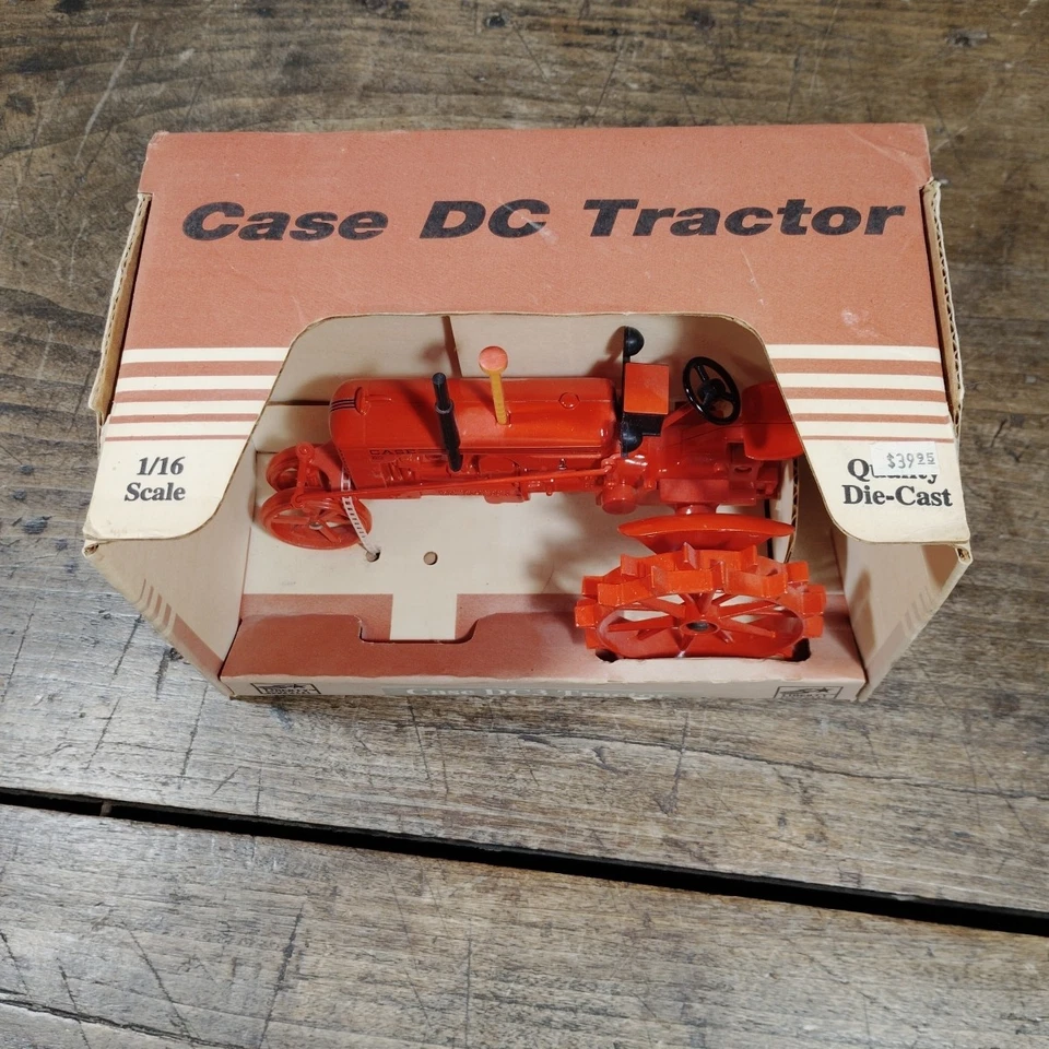 Case DC Tractor Diecast 1:16 Scale Model Spec Cast ZJD718 Special Edition Box - Image 2 of 4
