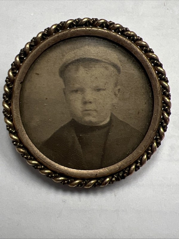 Antique Gold-Filled Mourning Jewelry Photo Pin Brooch Male Child Boy