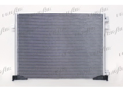 Condenseur climatisation Trafic II Camionnette FRIGAIR 0809.3062 radiateur