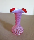 VINTAGE FENTON CRANBERRY OPALESCENT SPIRAL SWIRL VASE RUFFLE RIM 7-1/2"