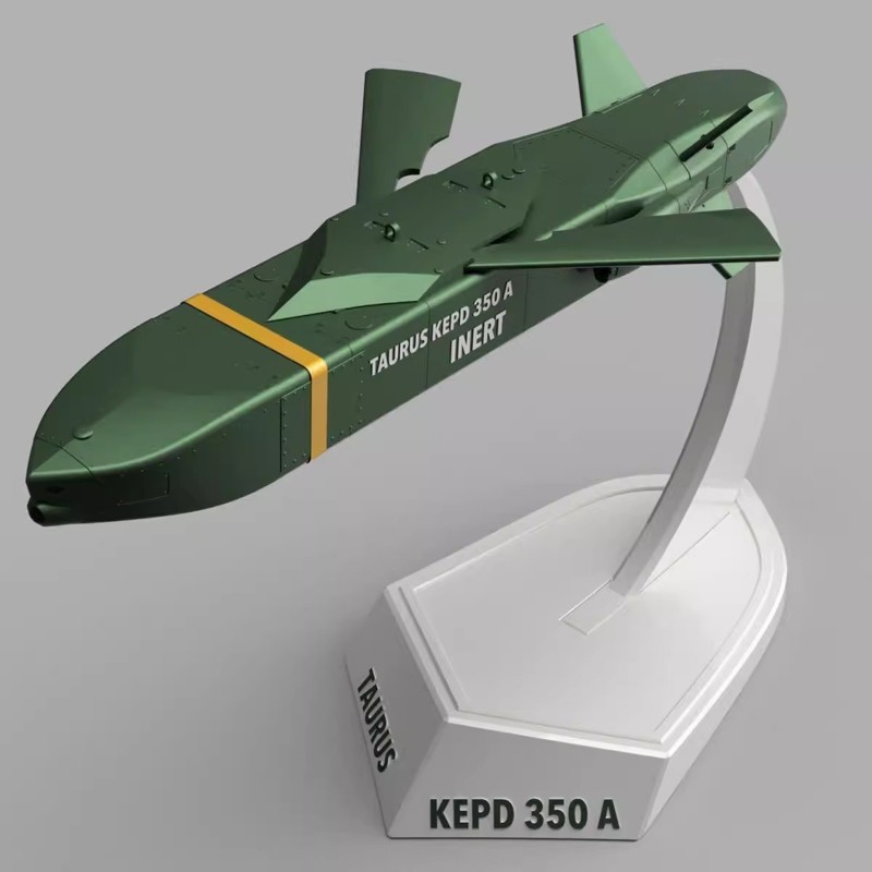 Modello Militare 1:20 Stampato in 3D Missile Crociera TAURUS KEPD 350 Collezione