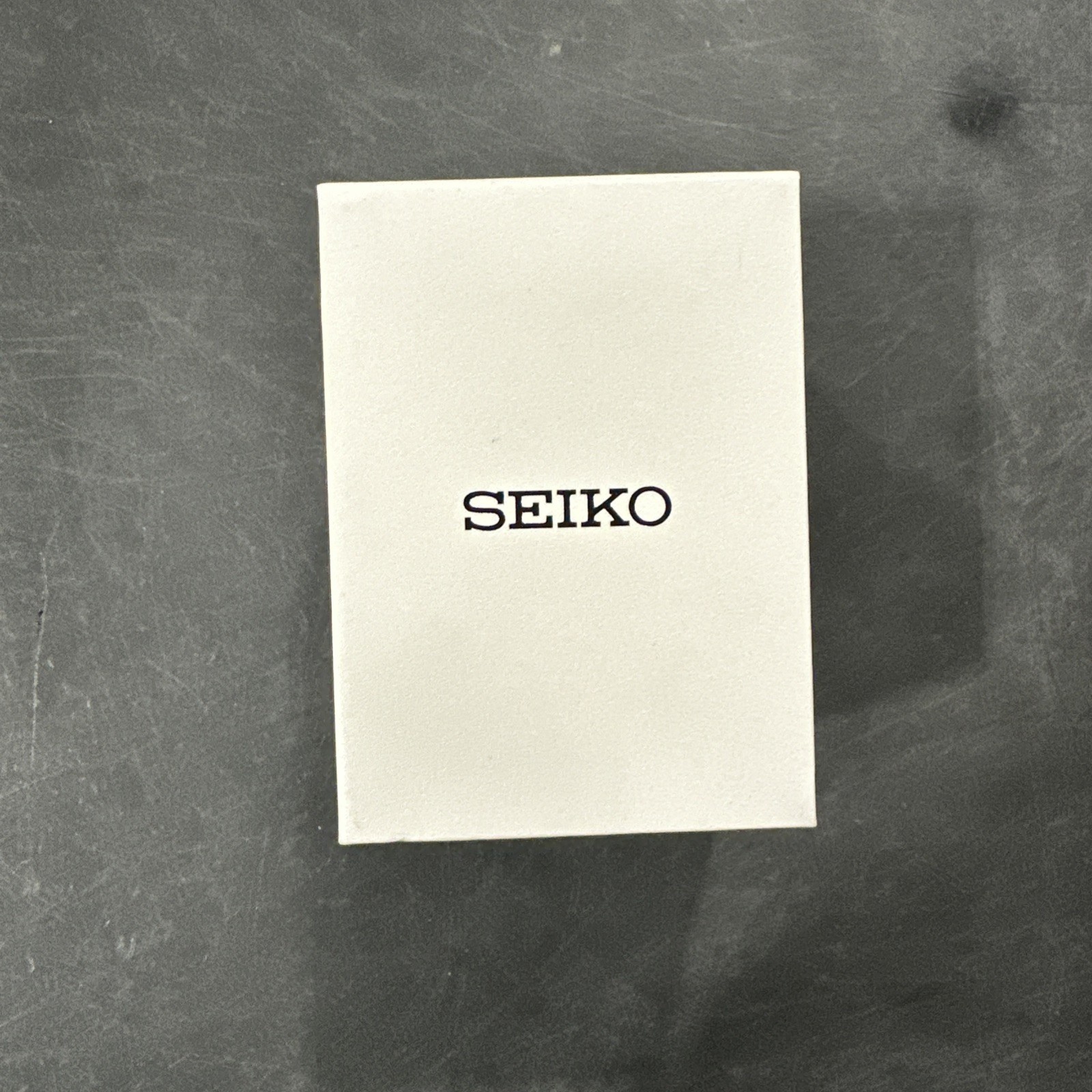 Seiko Essentials White Dial Two-Tone Stainless Steel Women's Watch SWR044 thumbnail 4