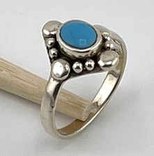 VTG Native American Navajo Turquoise Ring 925 Sterling Silver signed. Size 8.50