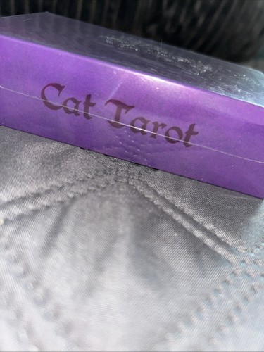 Cat Tarot Card Deck Box - RARE find, SEALED - Picture 2 of 8