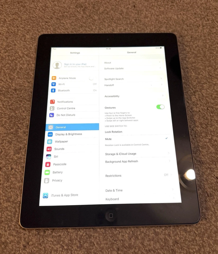 Apple iPad 4th Generation Wifi 9.7 Inch 16GB - Image 3 of 4