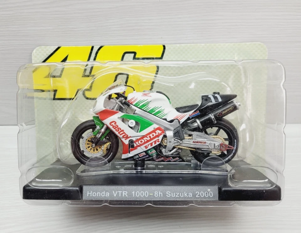 Altaya 1/18 FFR53 - Honda VTR 1000 8h Suzuka #11 Valentino Rossi 2000 - Image 2 of 2