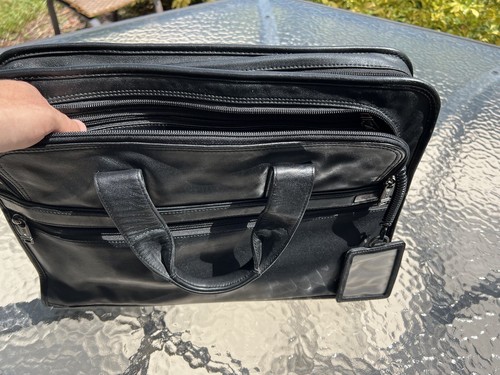 Tumi Alpha Nappa große schwarze Leder Aktentasche Organizer gepolstert - Bild 9 von 18