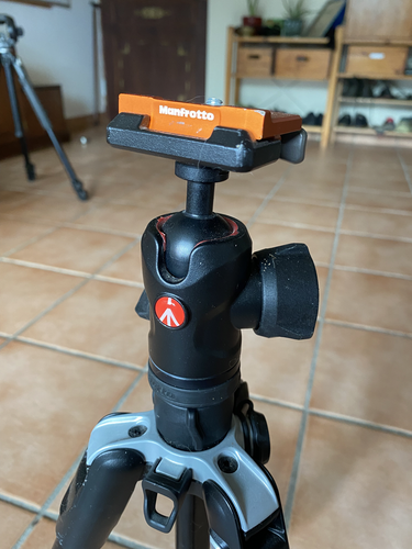 Tripod Manfrotto MKBFRLA-BH best for Sony Alpha cameras or similar - Picture 2 of 6