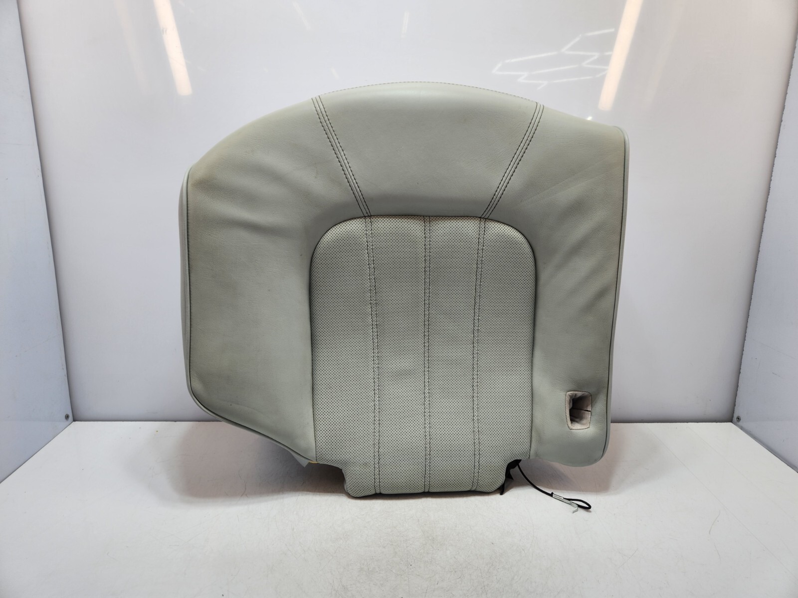 ✅ 03-08 OEM Maserati Quattroporte M139 Rear Left Side Lower Bottom Seat Cushion