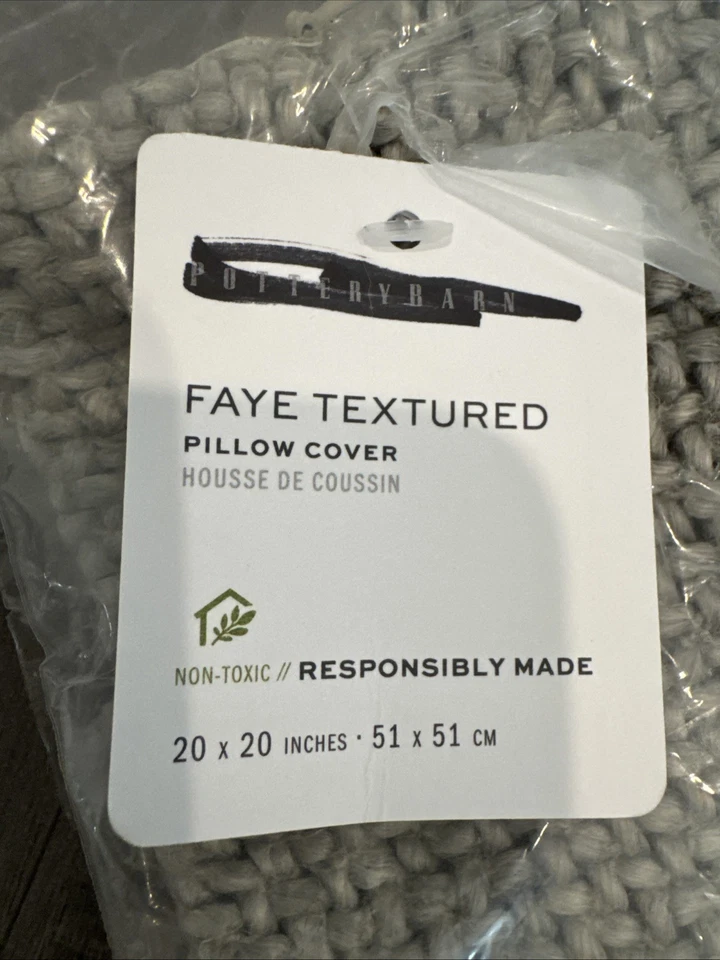 Funda de almohada con textura Pottery Barn Faye - 20x20 pulgadas - plateada Foto 3 de 4