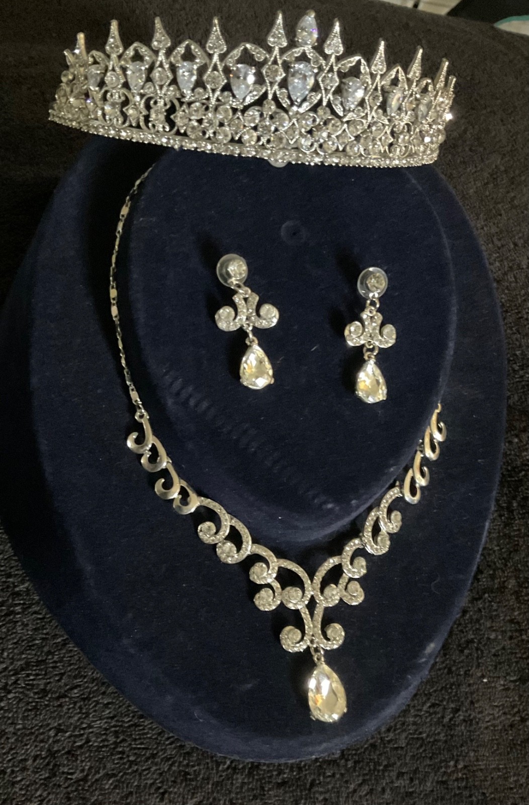 Picture 2 of 19