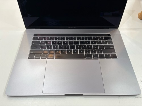 Apple MacBook Pro 15" / 512 Go SSD / Intel Core i7 / 16 Go RAM / A1990 - Photo 2/8