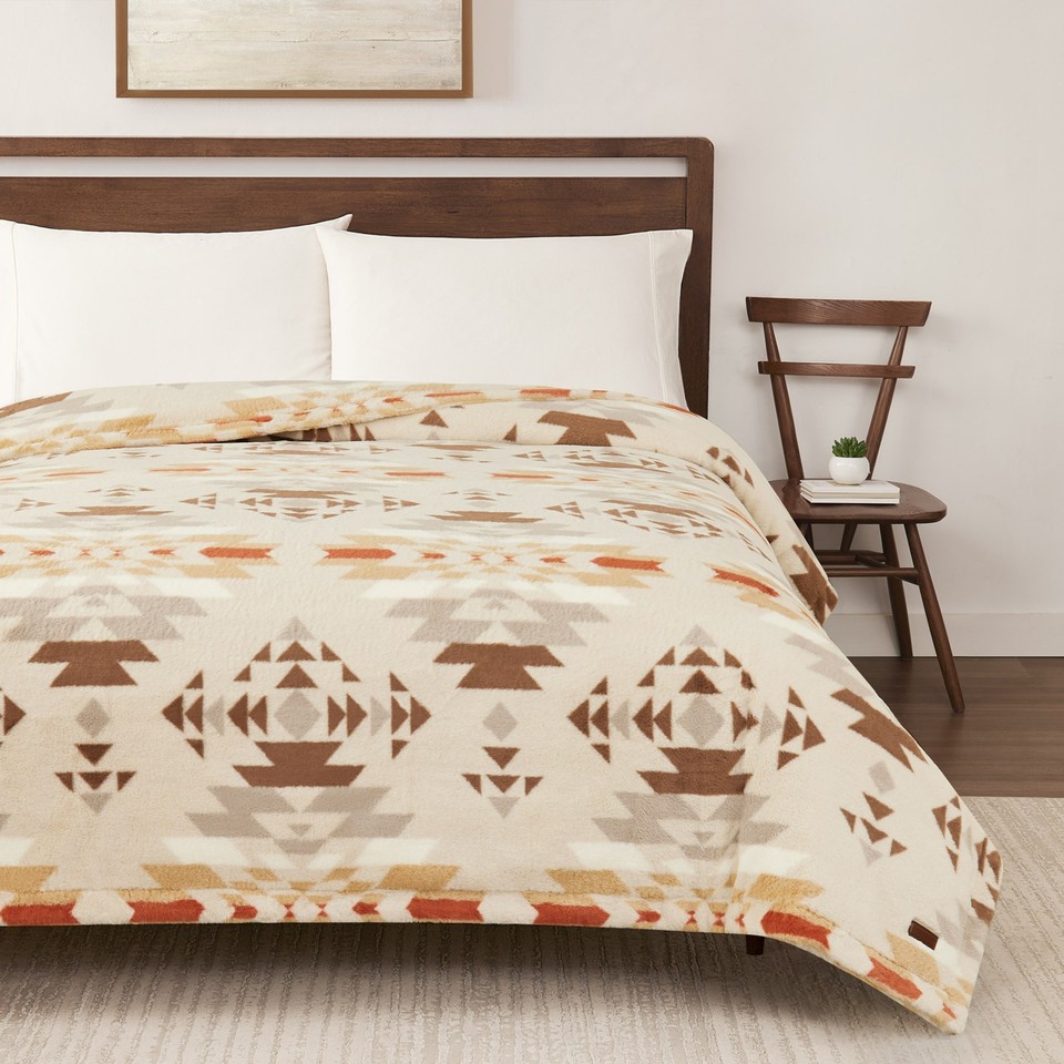 Pendleton Faux Fur Luxe Blanket Beige | eBay