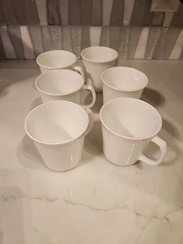 Set Of 4 Corning USA Vintage  White Coffee Mugs/Tea Cups D Handle Euc 