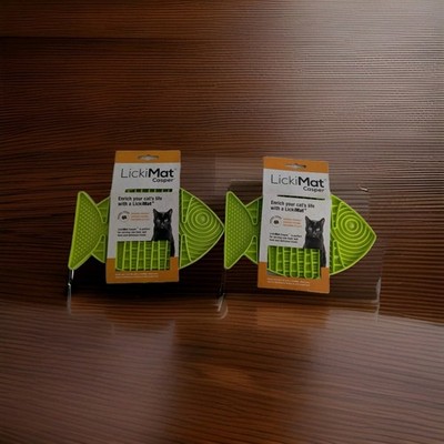 LickiMat Caspe Cat Treat Wet Food Feeder Cat Feeding Mats Green Fish Shape Lot 2