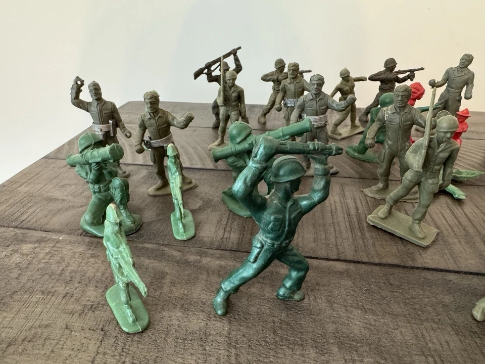 ¡¡Lote de 30 soldados de juguete vintage de la Segunda Guerra Mundial años 60 y 50!! ¡Juguetes Marx y marcas Tim Mee!! Foto 2 de 4