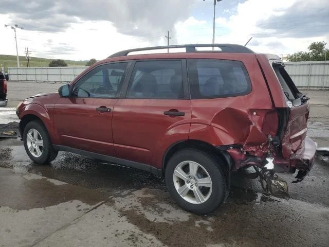 Conjunto de puerta delantera izquierda usado se adapta a: Subaru Forester 2012 eléctrico base L. Foto 3 de 4