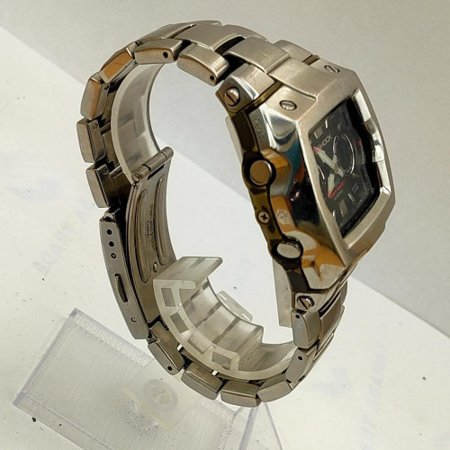 Junk] Casio G-Shock G-011D Cube Black Dial Steel Analog