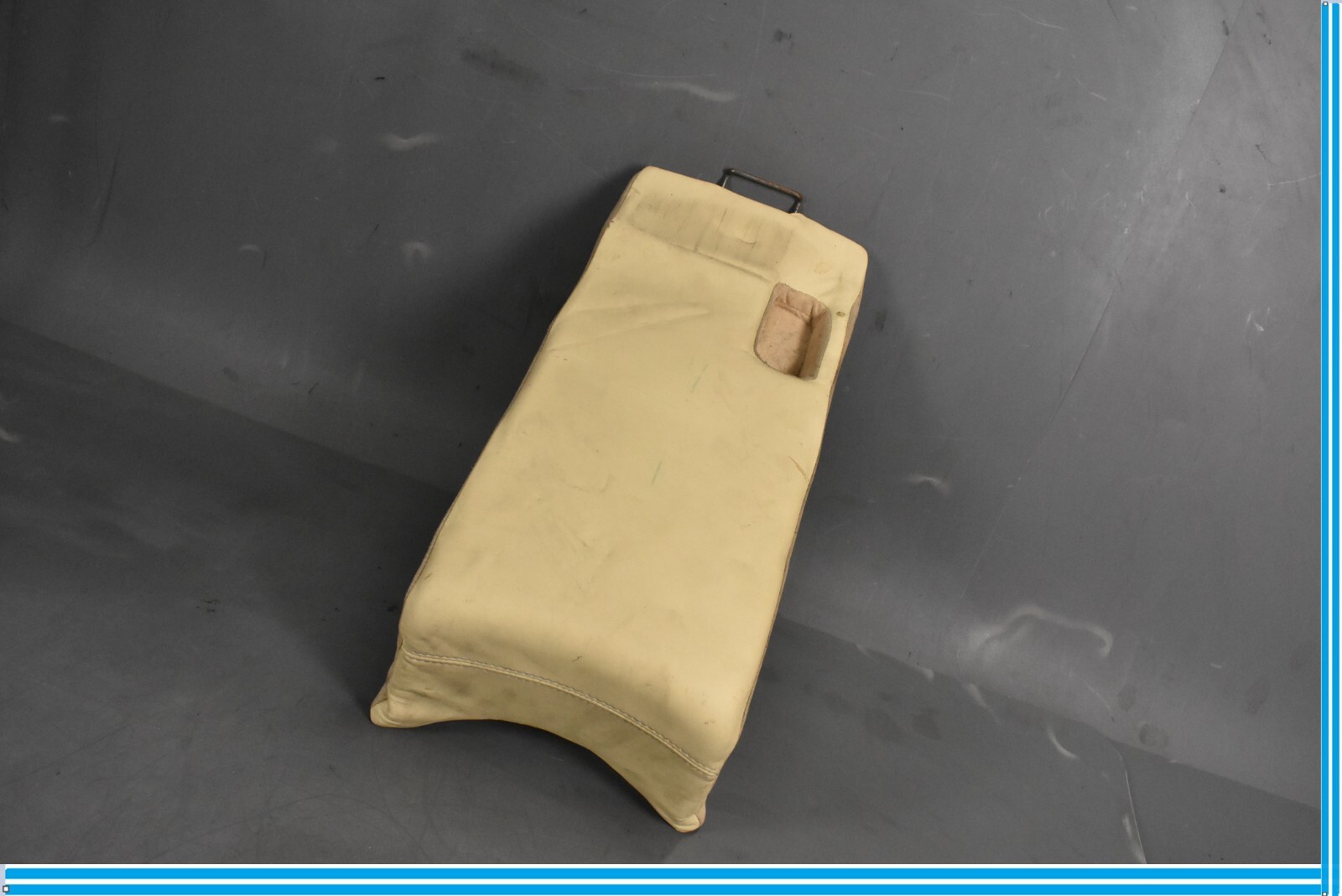 Maserati Quattroporte 2005-2008 Rear Upper Center cushion