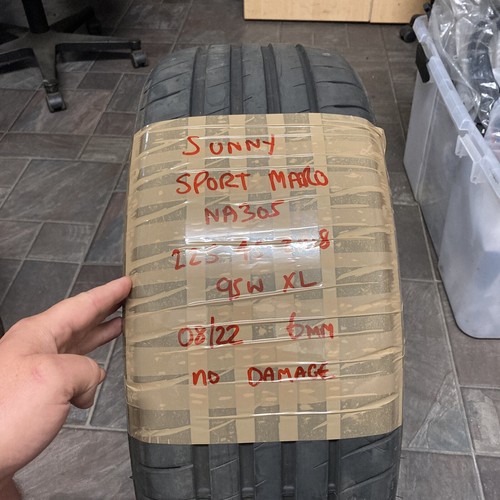 2254518 225 45 18 22545R18 SUNNY SPORT MACRO NA305 TYRE 6mm 08/2022 eBay