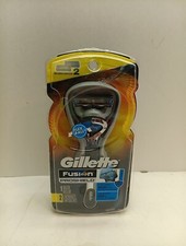 Gillette Fusion ProShield Chill Mens Razor wi...