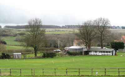 Foto 6x4 Burythorpe Cricketplatz A Sportplatz mit Anlagen für CR C2019