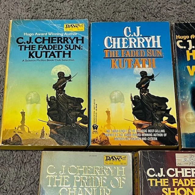 Lot of 7 C J Cherryh Paperback Book The Faded Sun Hunter Of The World Merchante Foto 3 de 4
