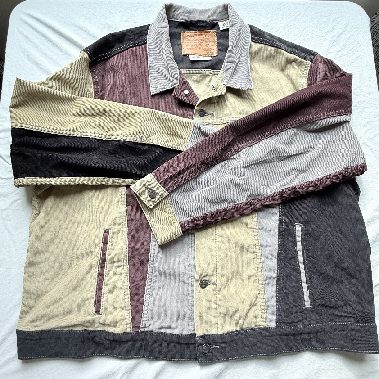 Levi's  Premium Colorblock Patchwork Trucker Jack… - image 7