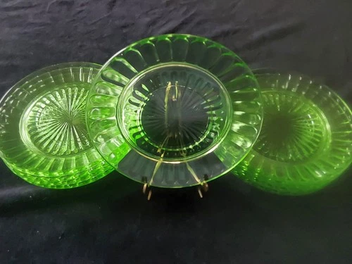 8 1930s Green 6 1/4" Hazel Atlas  Ribbon  Depression Glass Plates