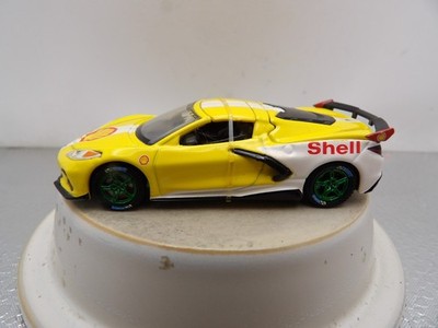 GREEN MACHINE 2021 CHEVROLET CORVETTE C8 STINGRAY     2021 GREENLIGHT   1:64