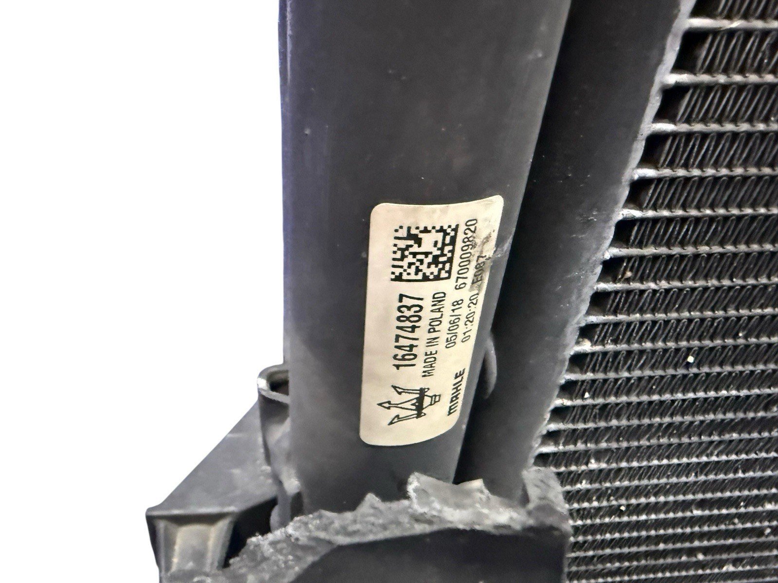 Maserati Ghibli 2014-2022 Front Radiator P/N 670038340