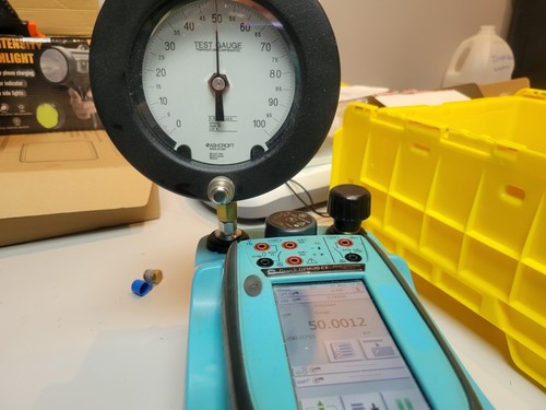 Ashcroft 45-1082 100 Psi Test Pressure Gauge, 0 -100 Psi, 4 1/2 In 1082 3a .25% - Picture 4 of 6