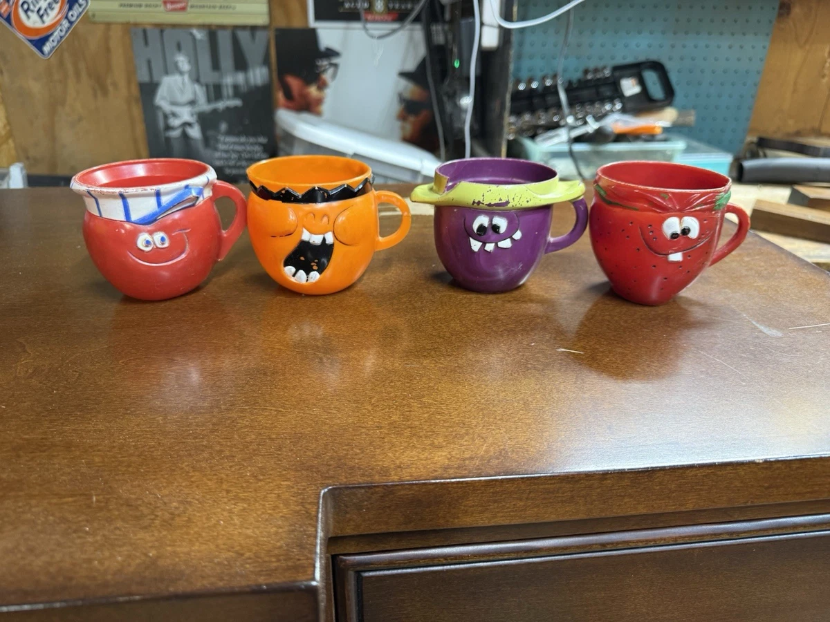 Pillsbury Funny Face In Collectible Advertising Mugs & Cups for