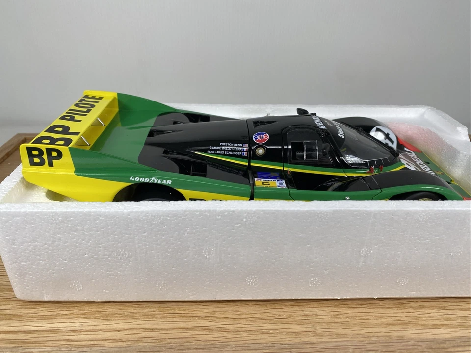 1/18 Minichamps 1983 BP Swap Shop Porsche 956L Henn Schlesser LeMans 180836947! Foto 3 de 4