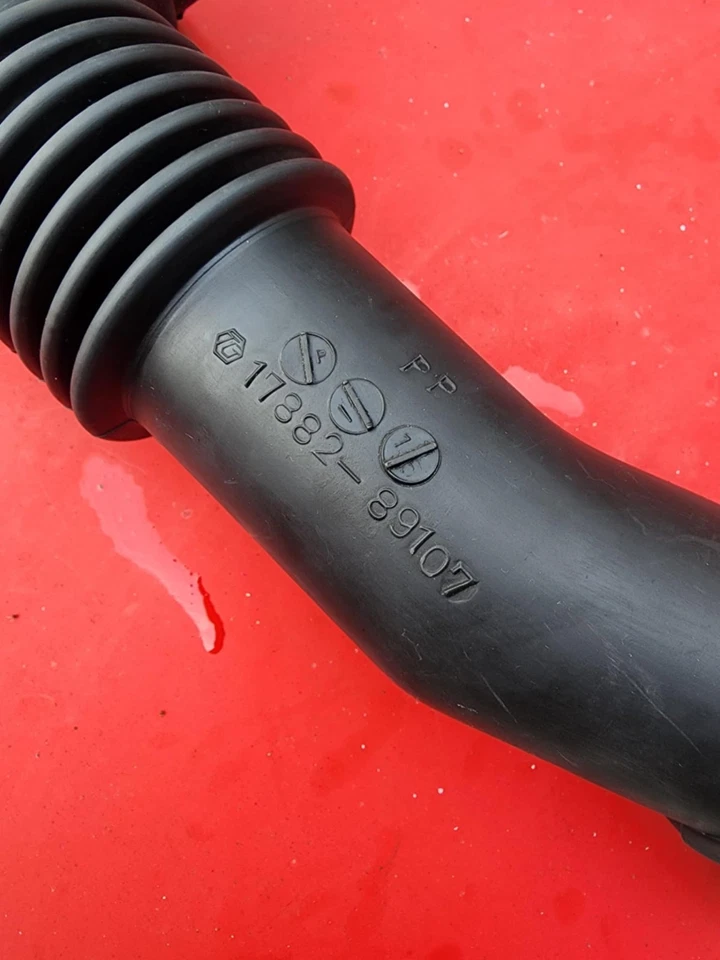 1984-1995 Toyota пикап 84-89 Toyota 4Runner w/22R OEM воздухозаборник шланг б/у - Изображение 3 из 4