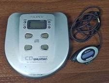 Sony D E500 CD Walkman Timepiece Portable Player Tested Working clean