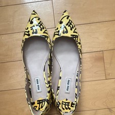 Miu Miu Yellow Black Music Note Pointed Toe Leather Slip On Flats EU 38.5