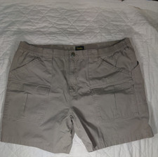 Cabela's Khaki Cargo Shorts Mens S 46