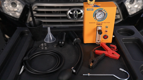 AUTOOL SDT203 Car Evap Smoke Machine Vacuum Diagnostic Adjustable Smoke Volume - Video 1 of 1
