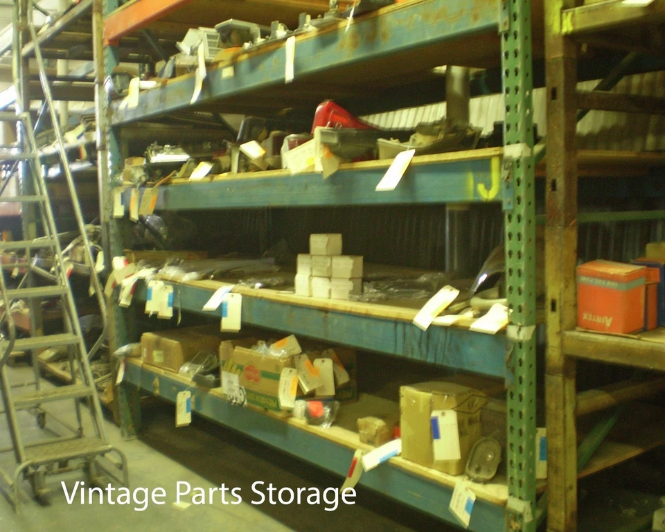 Oldsmobile Cutlass Supreme 1982 1988 2 puertas parachoques delantero moldura cromo 22506630 Foto 4 de 4